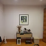 Apartman In Centre Of Near Gulbenkien Garden