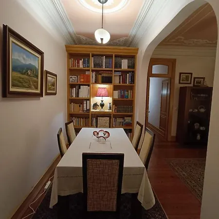 Apartamento In Centre Of Near Gulbenkien Garden