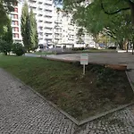 Daire In Centre Of Near Gulbenkien Garden Lisboa