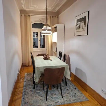 Daire In Centre Of Near Gulbenkien Garden *